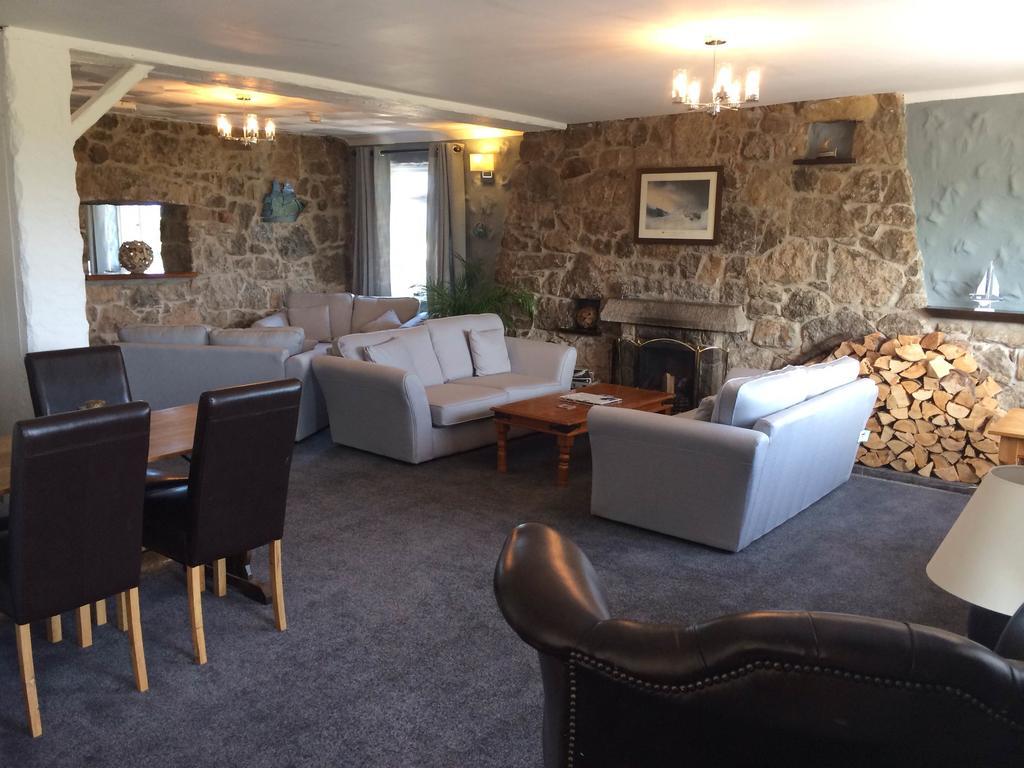 Ty Dderw Country Inn Moelfre Kültér fotó