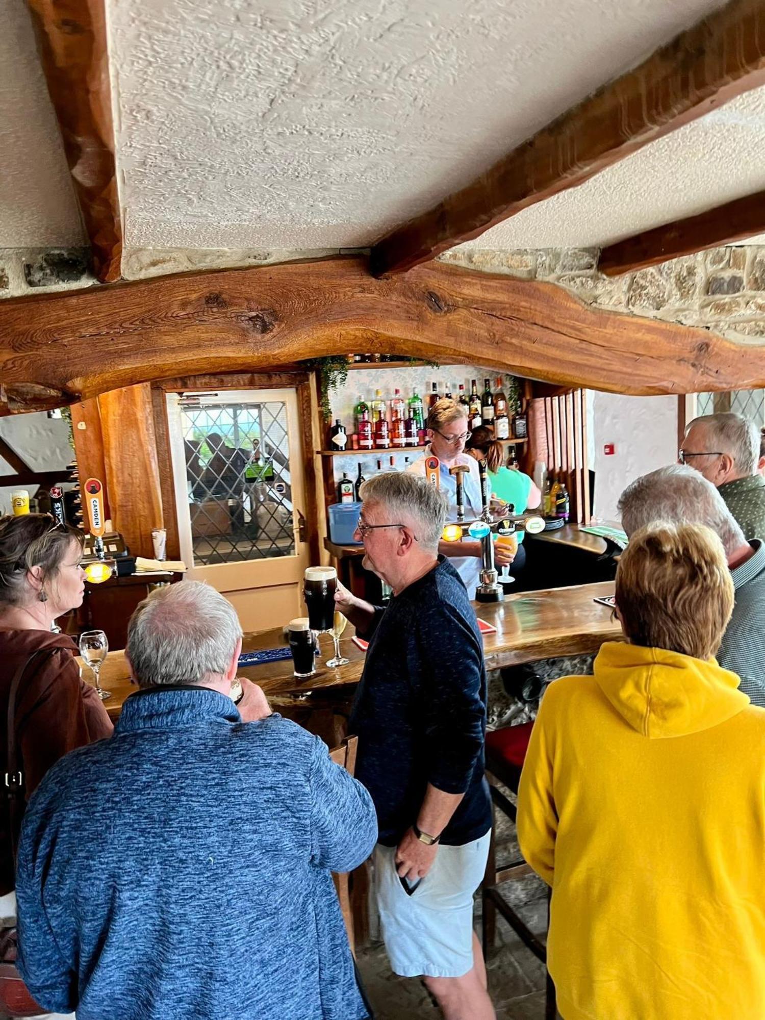 Ty Dderw Country Inn Moelfre Kültér fotó