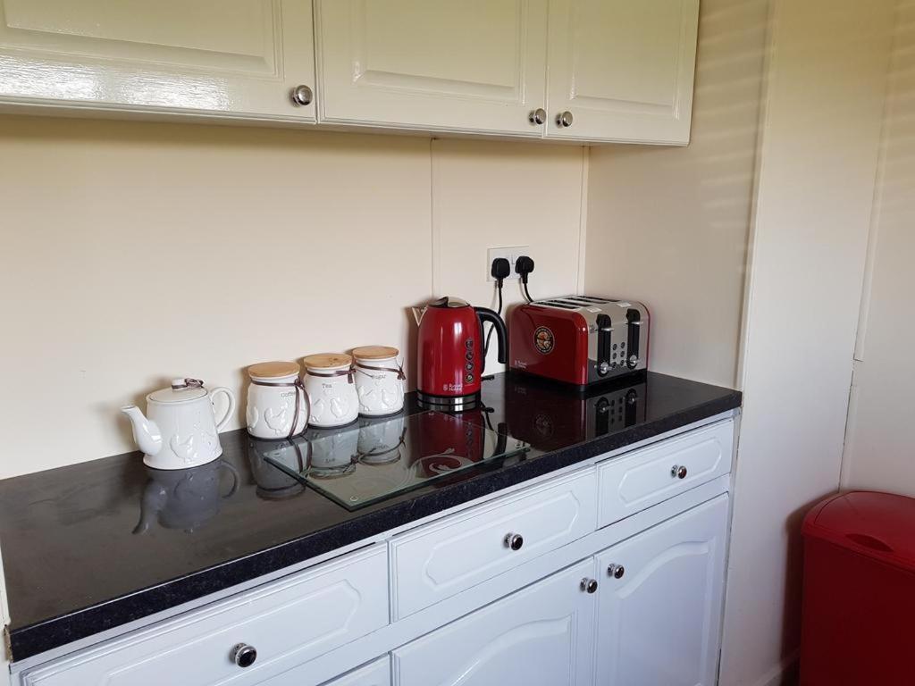 Ty Dderw Country Inn Moelfre Szoba fotó